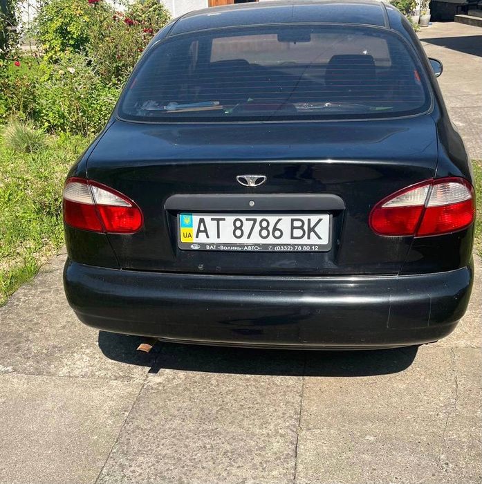 Машина Daewoo Lanos