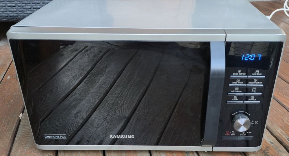 Kuchenka mikrofalowa Samsung