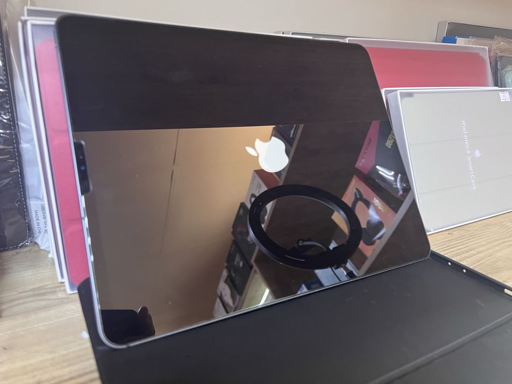 iPad Pro 12.9 (4-покоління)