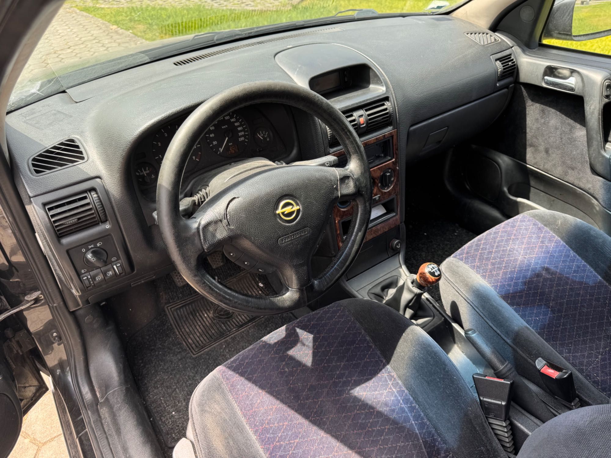 Opel Astra G 1.4 gasolina