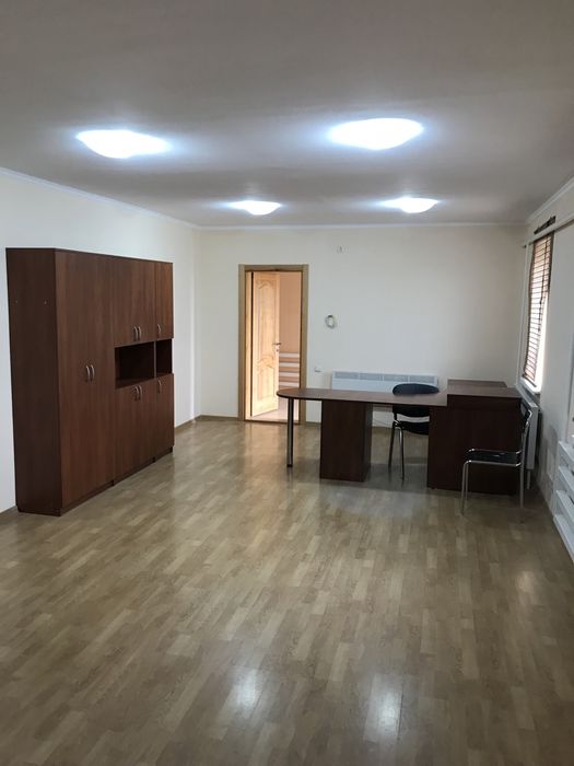 Здам в аренду два приміщення по 50м