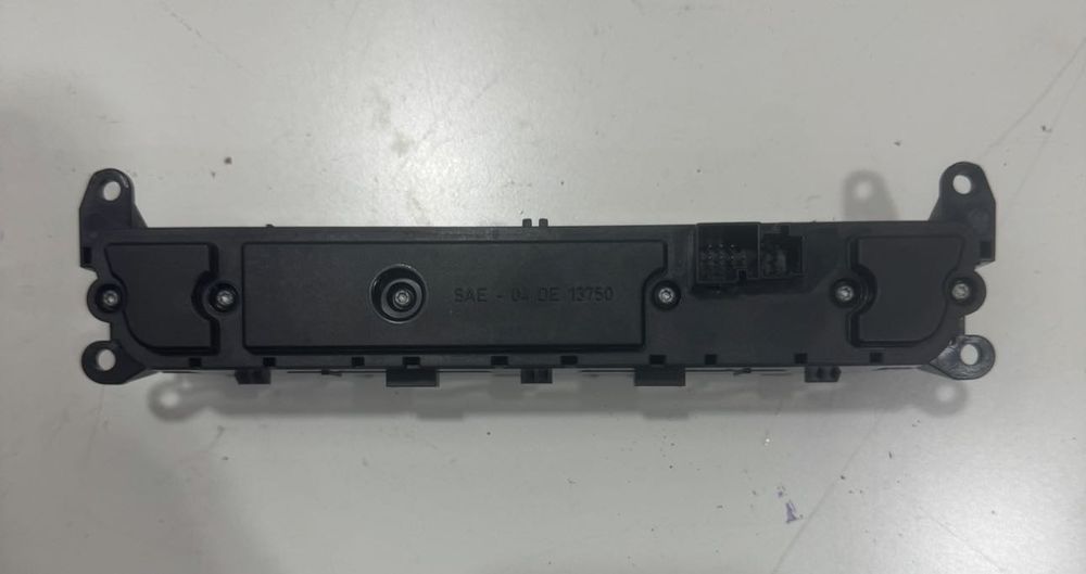 Comutador /botao 4 piscas mercedes ML w164