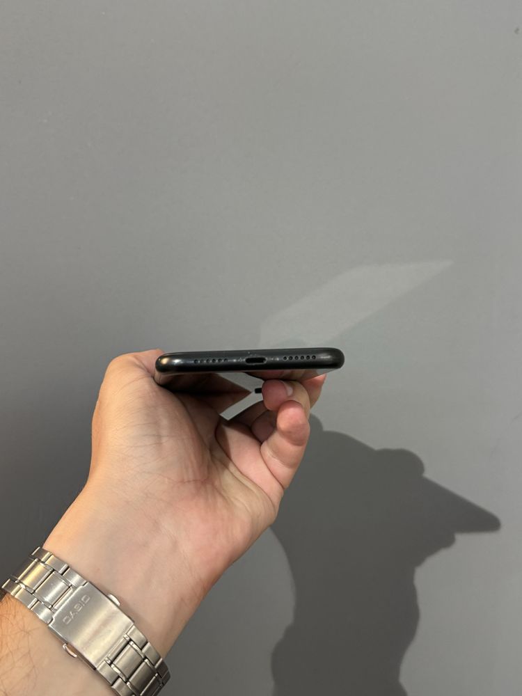 iPhone XR 64Gb Black 100% неверлок, в хорошому стані