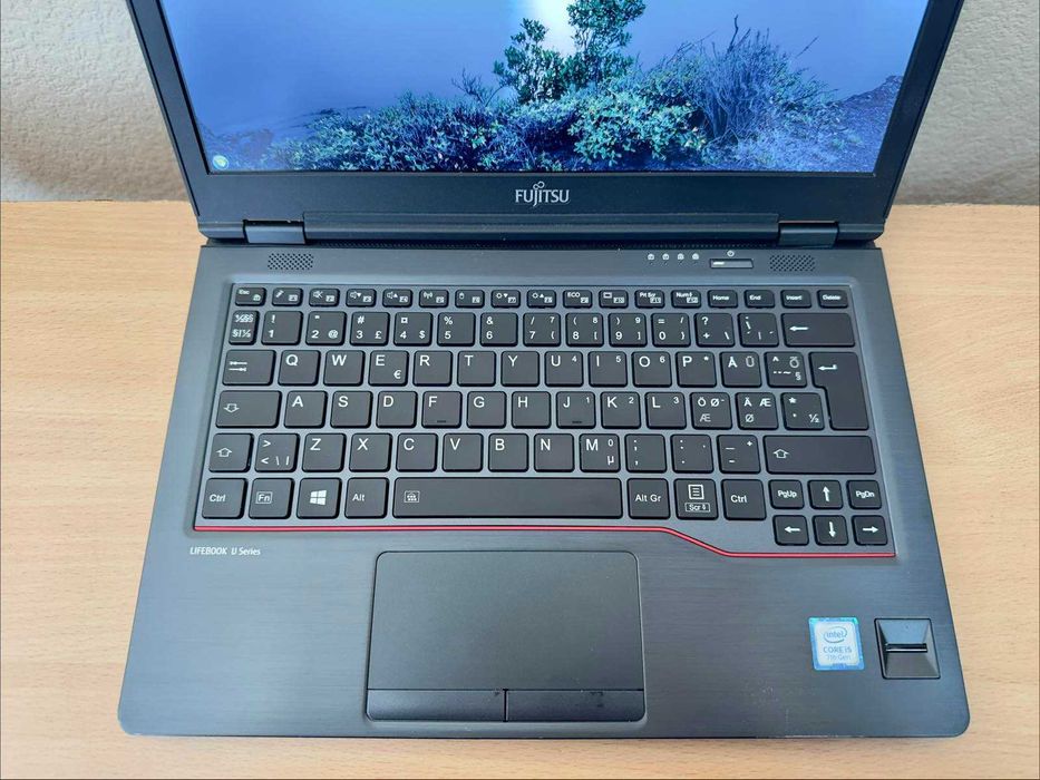 Легкий бізнес-ультрабук Fujitsu U728 FHD IPS i5(4 ядра)/8Gb/256SSD/UHD