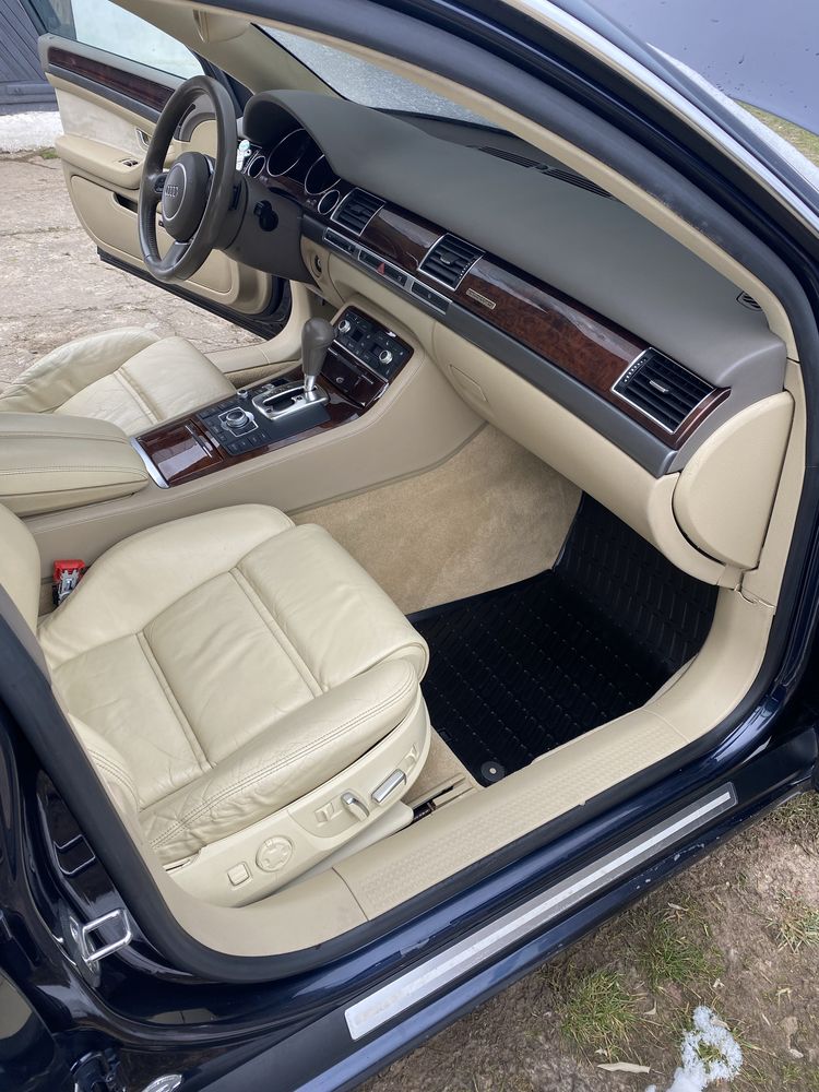 Audi A8L d3 4.2 /LPG