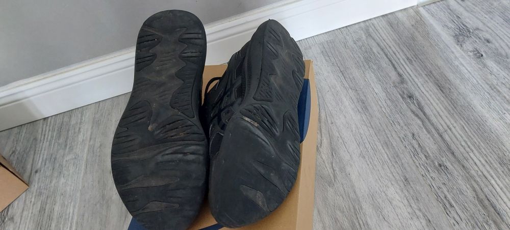 Buty do biegania Asics Jolt 4 czarne