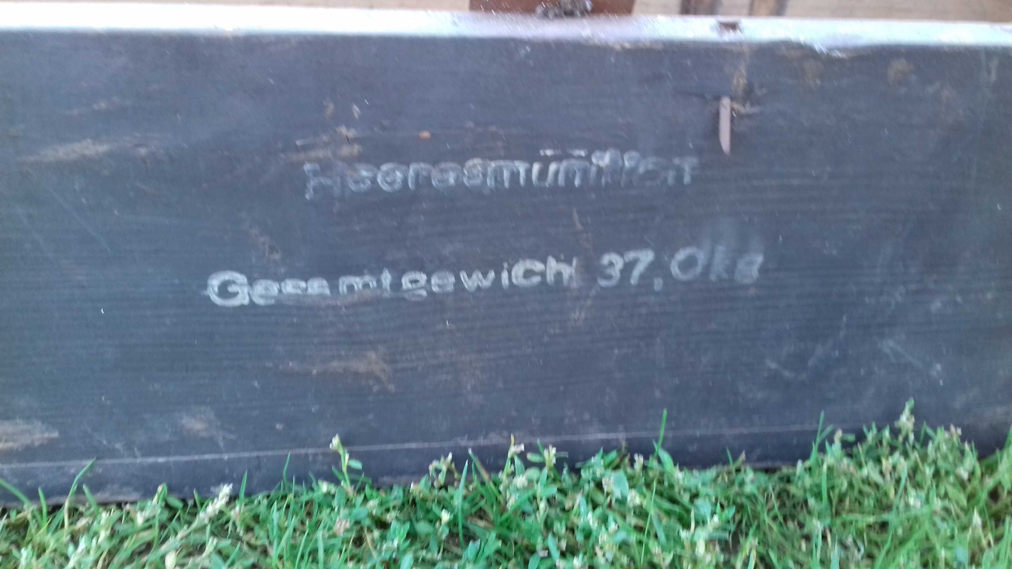 skrzynka  amunicyjna do czołgu niemiecka  panzerfaust