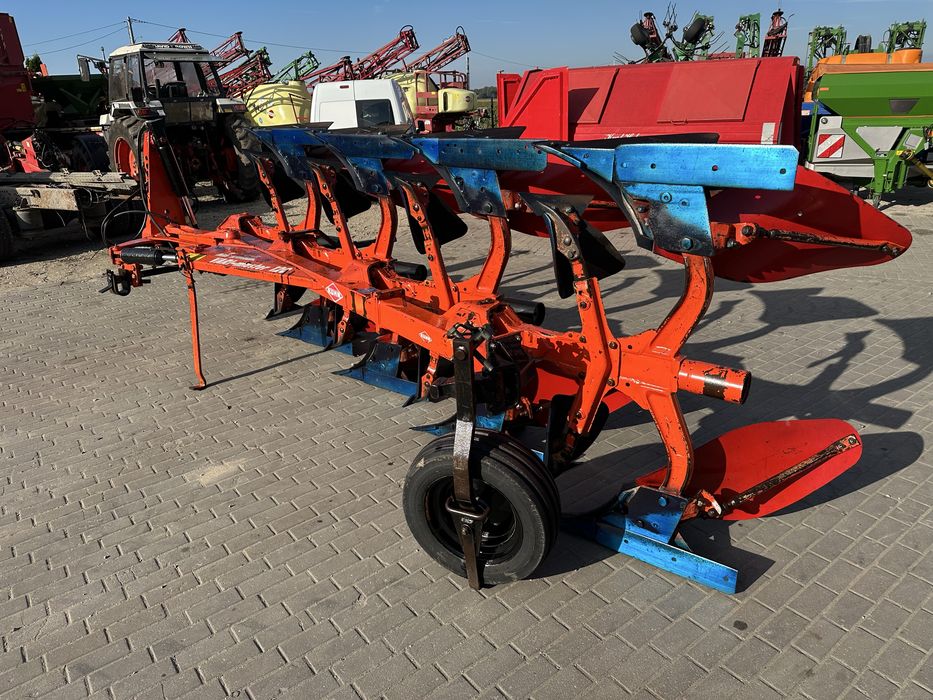Pług 4 skibowy obrotowy Kuhn Vari Master 120 VARIO ramie do