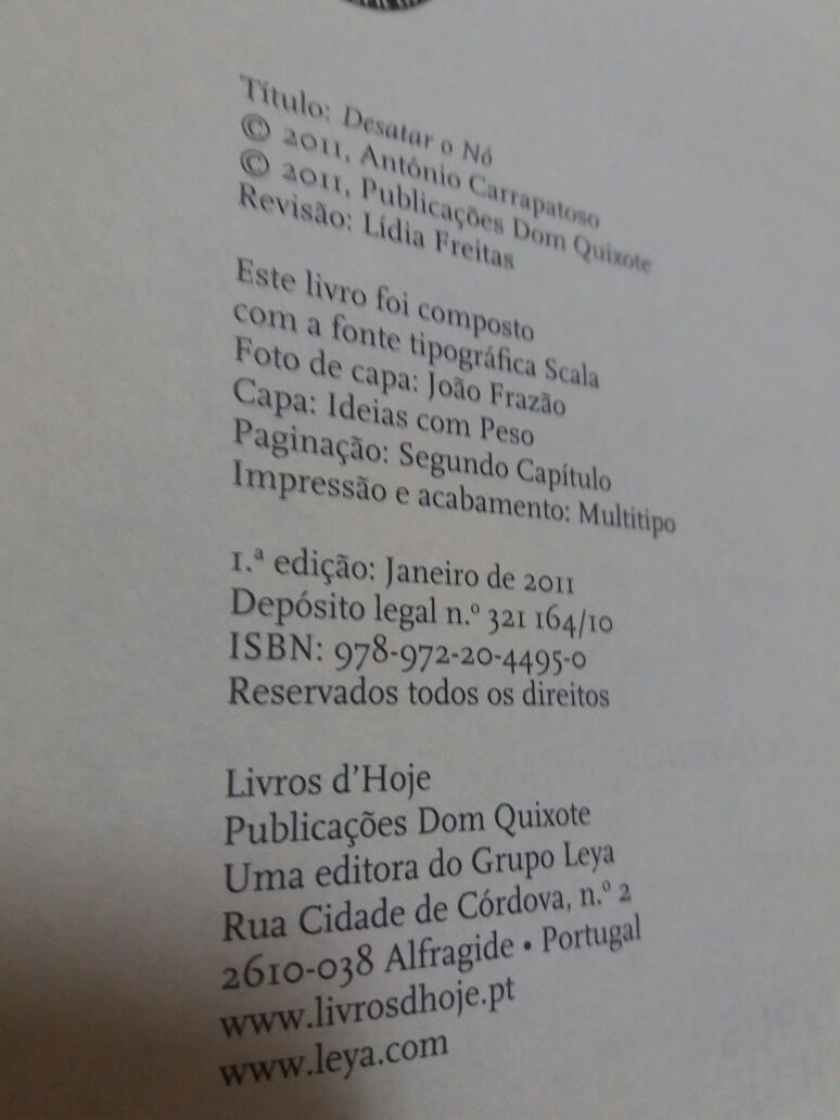 Livro: Desatar o Nó de António Carrapatoso