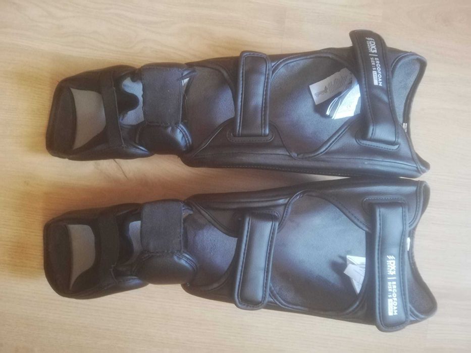 Caneleiras Kickboxing e Muay Thai