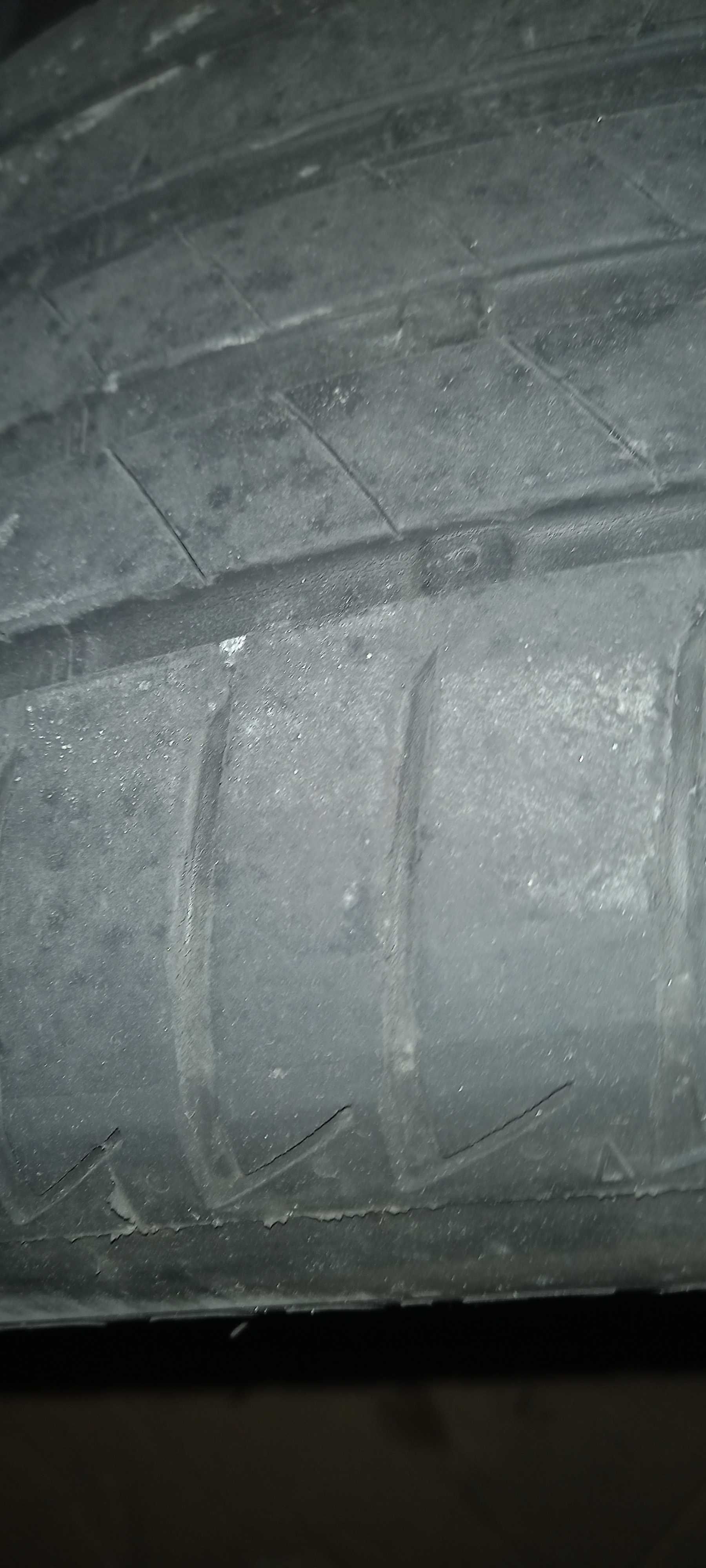 Pneu Bridgestone Turanza 235/45R17