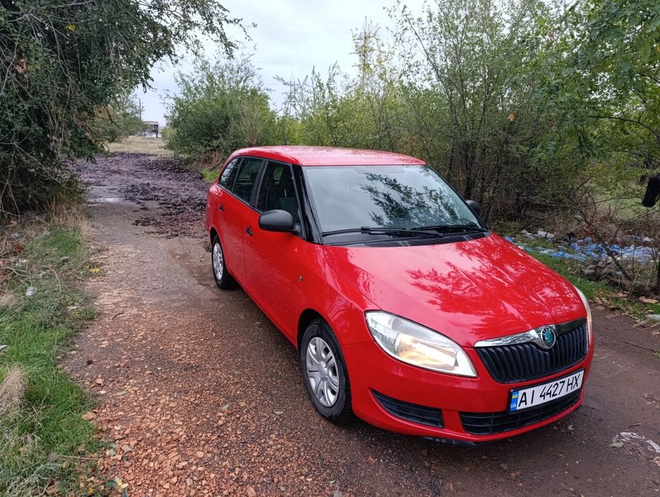 Skoda Fabia 1.6 TDI diesel дизель универсал 2011