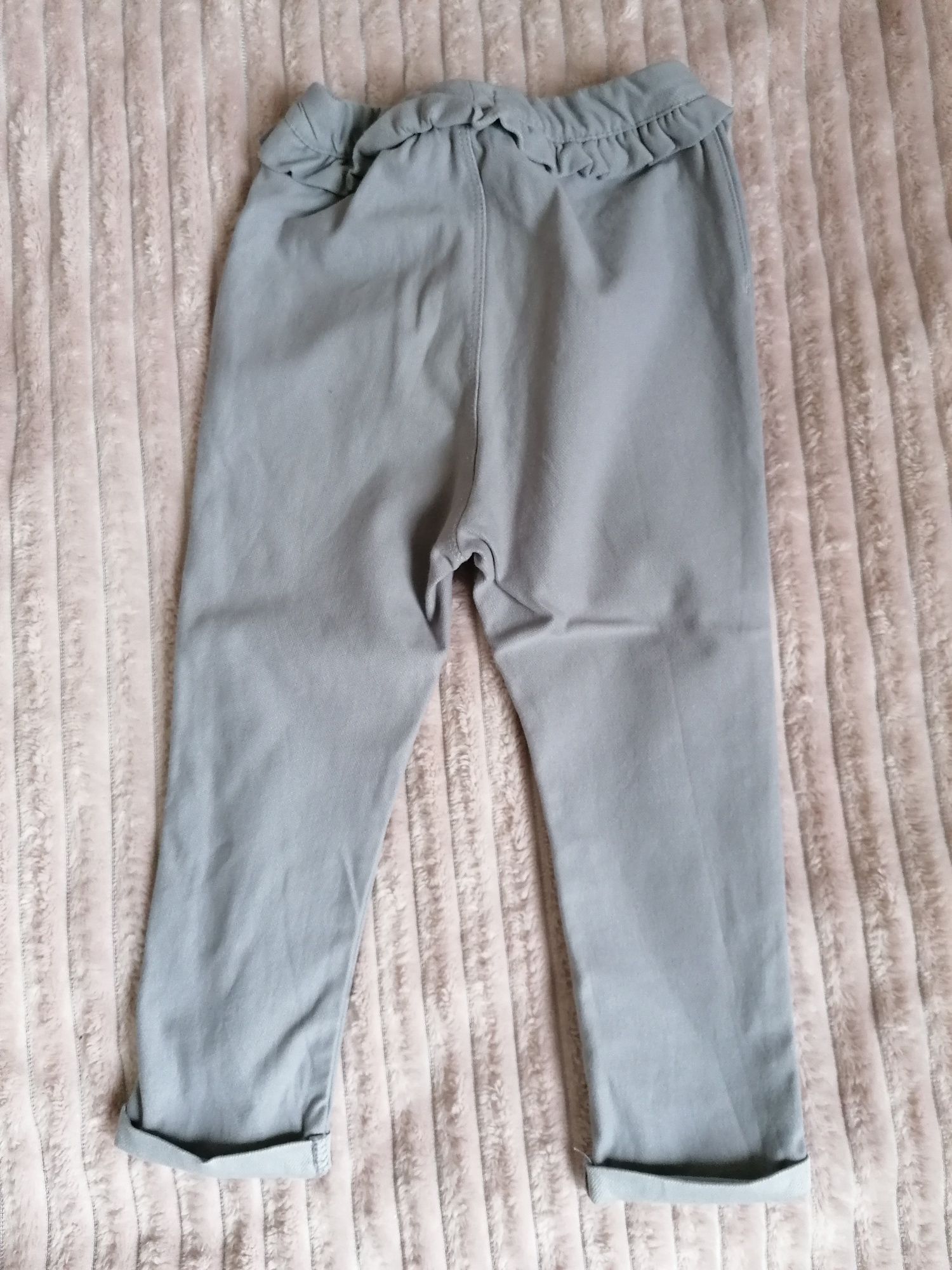 Szare spodnie, spodenki H&M r. 86 i Pepco, haremki ocieplane, legginsy