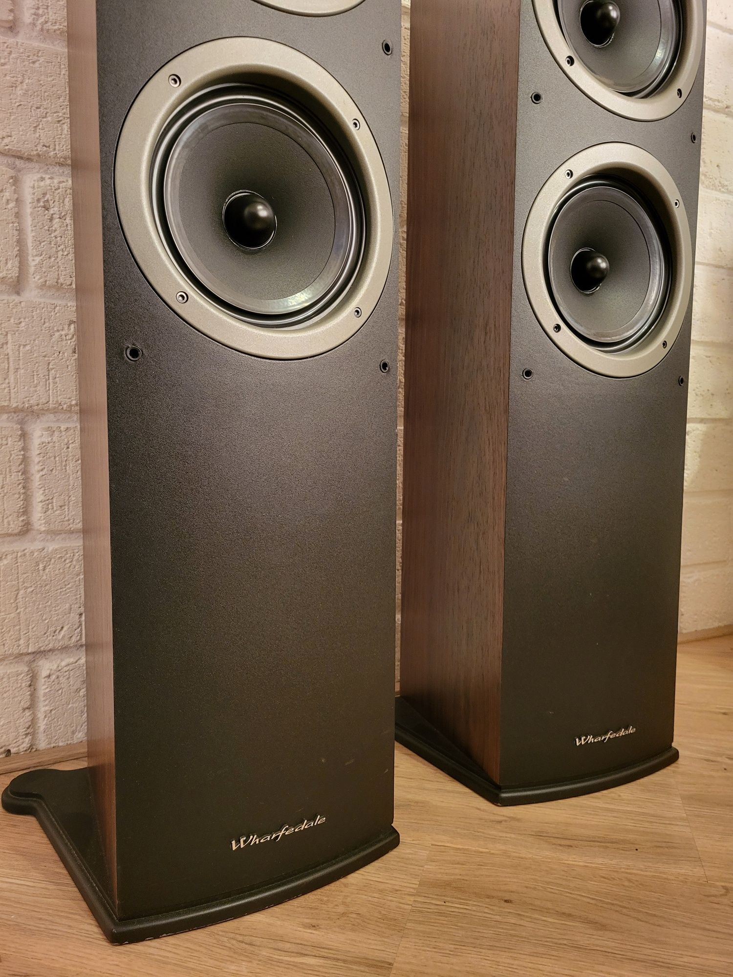 Акустика Wharfedale 2+1