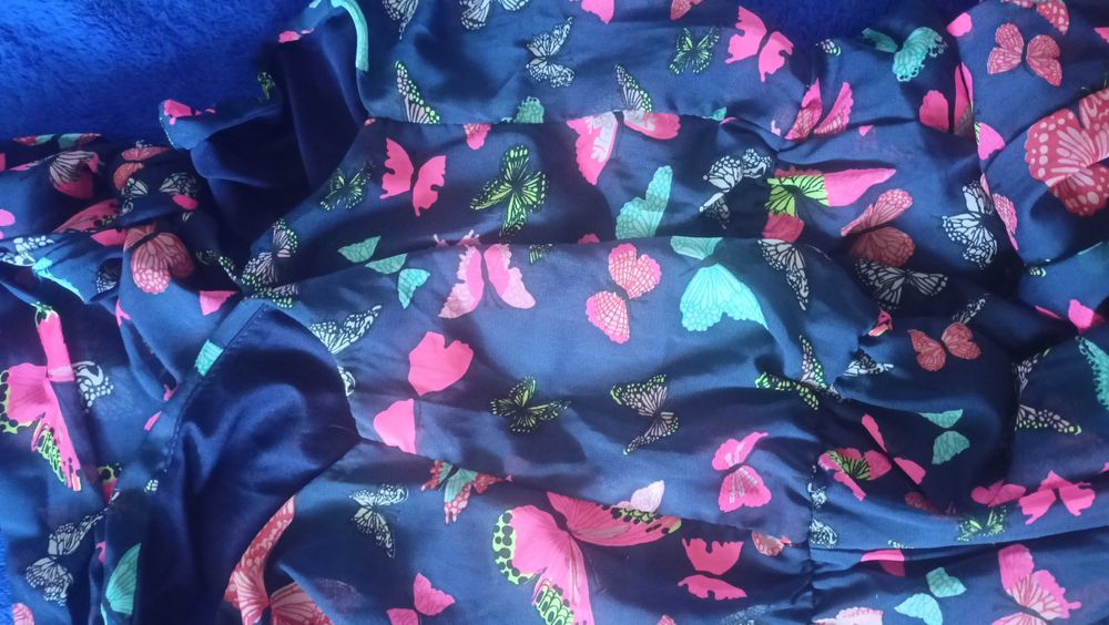 Сукня в метеликах, розмір М