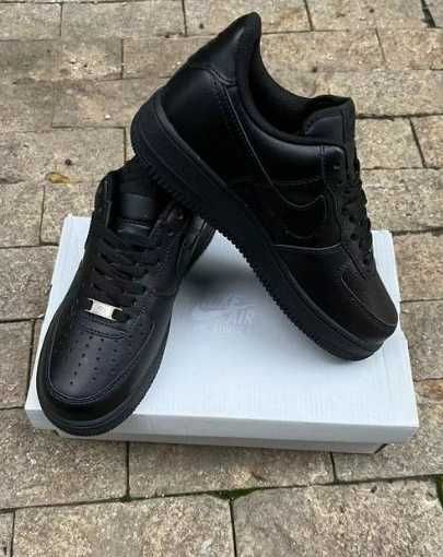 Nike Air Force 1 Low '07 Black  40