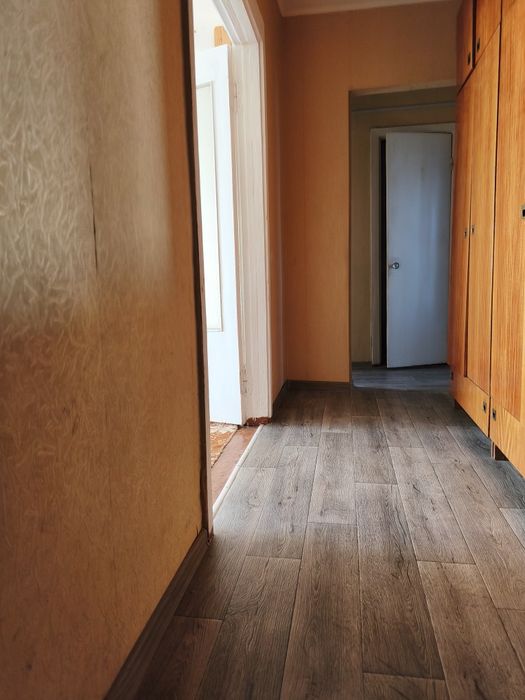 Гарна квартира ,р-н Червоний міст