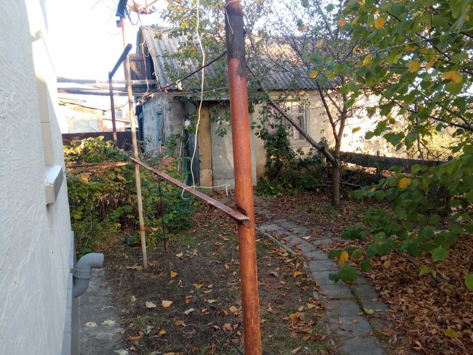 Продається газифікований будинок 50 кв.м. Ціна гарна. Сертифікат.