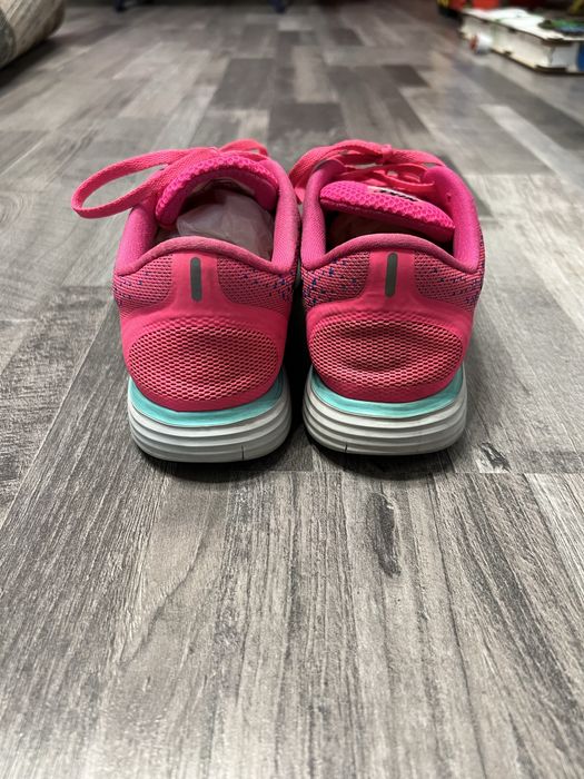 Кросівки Nike ( оригінал)