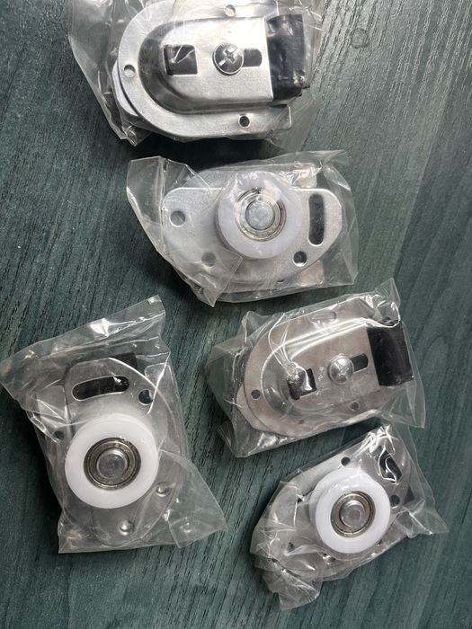 Шкаф купе колеса