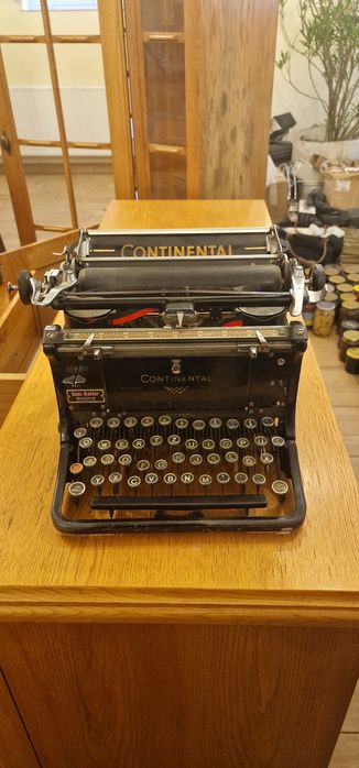 Maszyna do pisania Continental