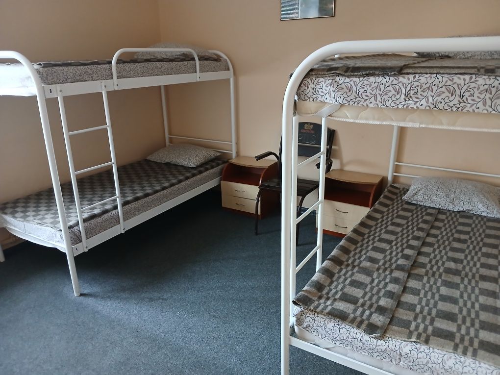 Подобове житло/хостел/ліжкомісце/кімнати для проживання/номери