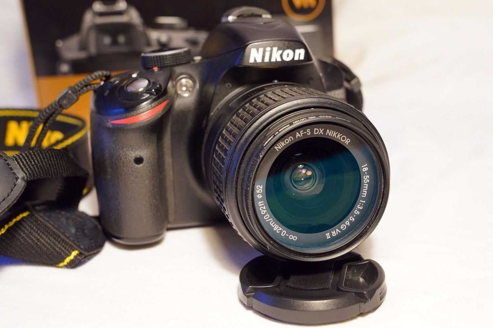 Nikon D3200 (24 Mp) + NIKKOR 18-55mm 3.5-5.6 G VR II + acessórios