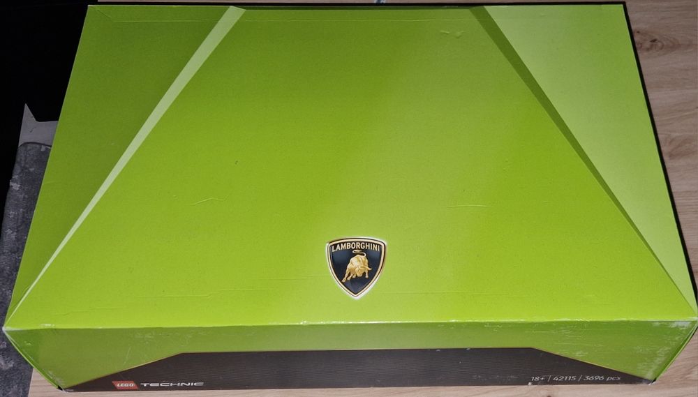 Продам оригінал коробку від lego technic Lamborghini 6288789