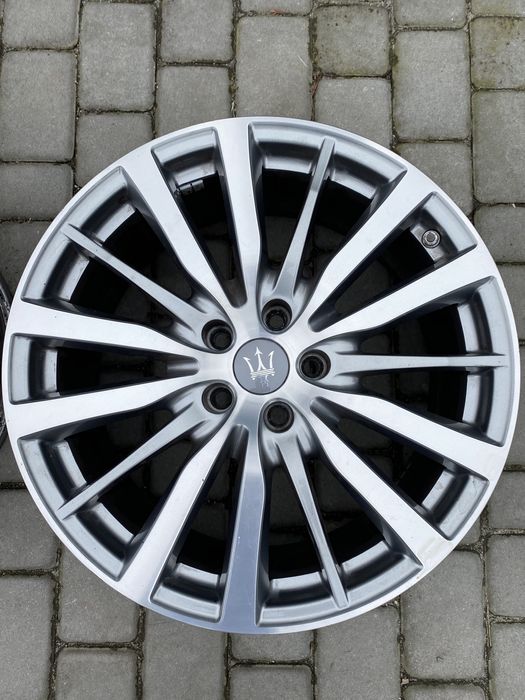 Alufelgi 5x114,3 19 cali Maserati Ghibli Quattroporte 8,5J i 10,0J