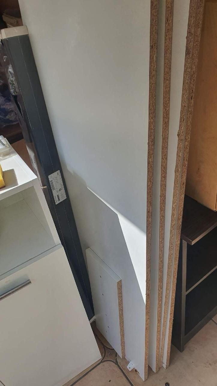 Łóżko sypialniane Ikea białe boki