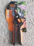 Nowy sekator nozycowy ogrodowy 20.3cm Black+ Decker