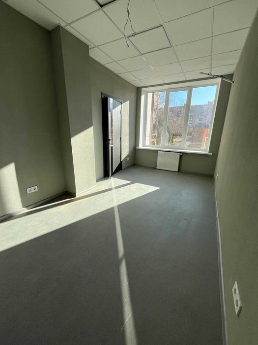 Оренда нового офісу на два кабінета.