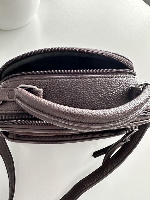 Жіноча шкіряна сумочка