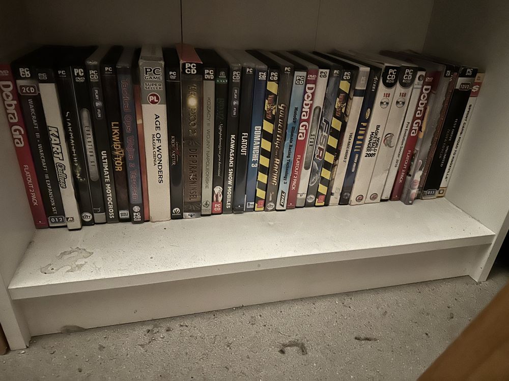 Gry na PC stan bdb różne ceny
