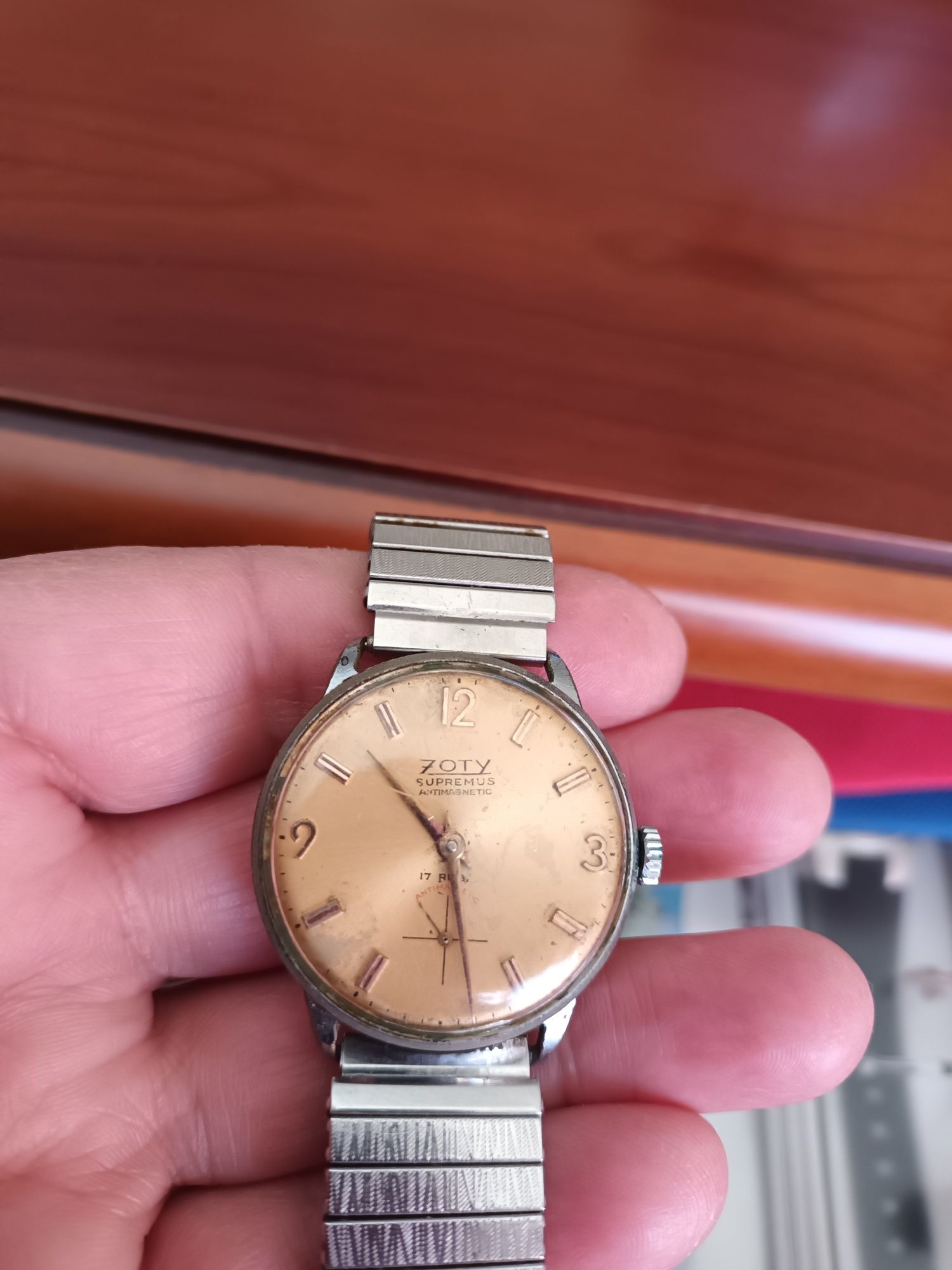 Relógio ZOTY Supremus 17 rubis