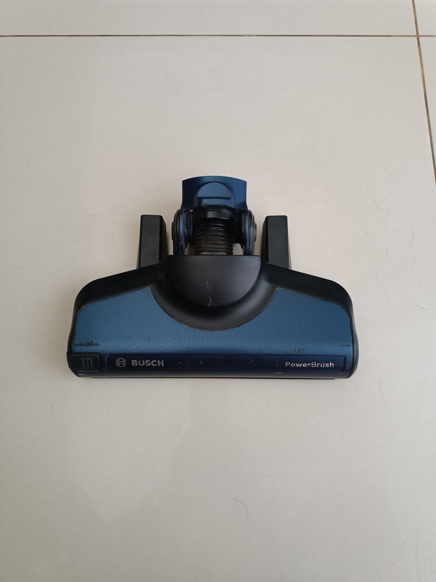 " Odkurzacz pionowy Bosch Flexxo Serie 4 - turboszczotka, szczotka