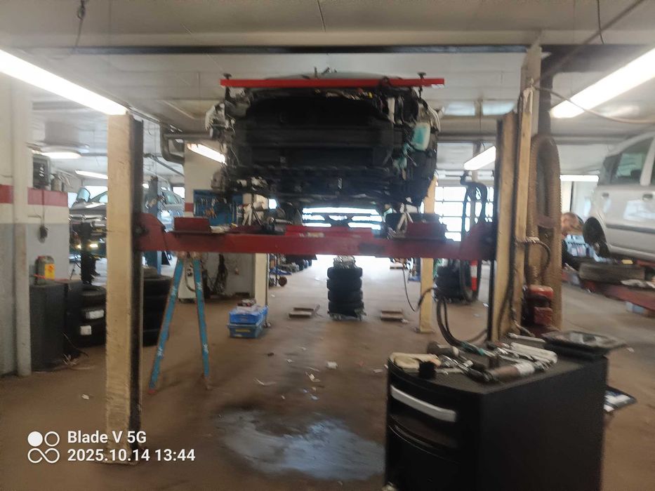 Podnośnik 4 kolumnowy