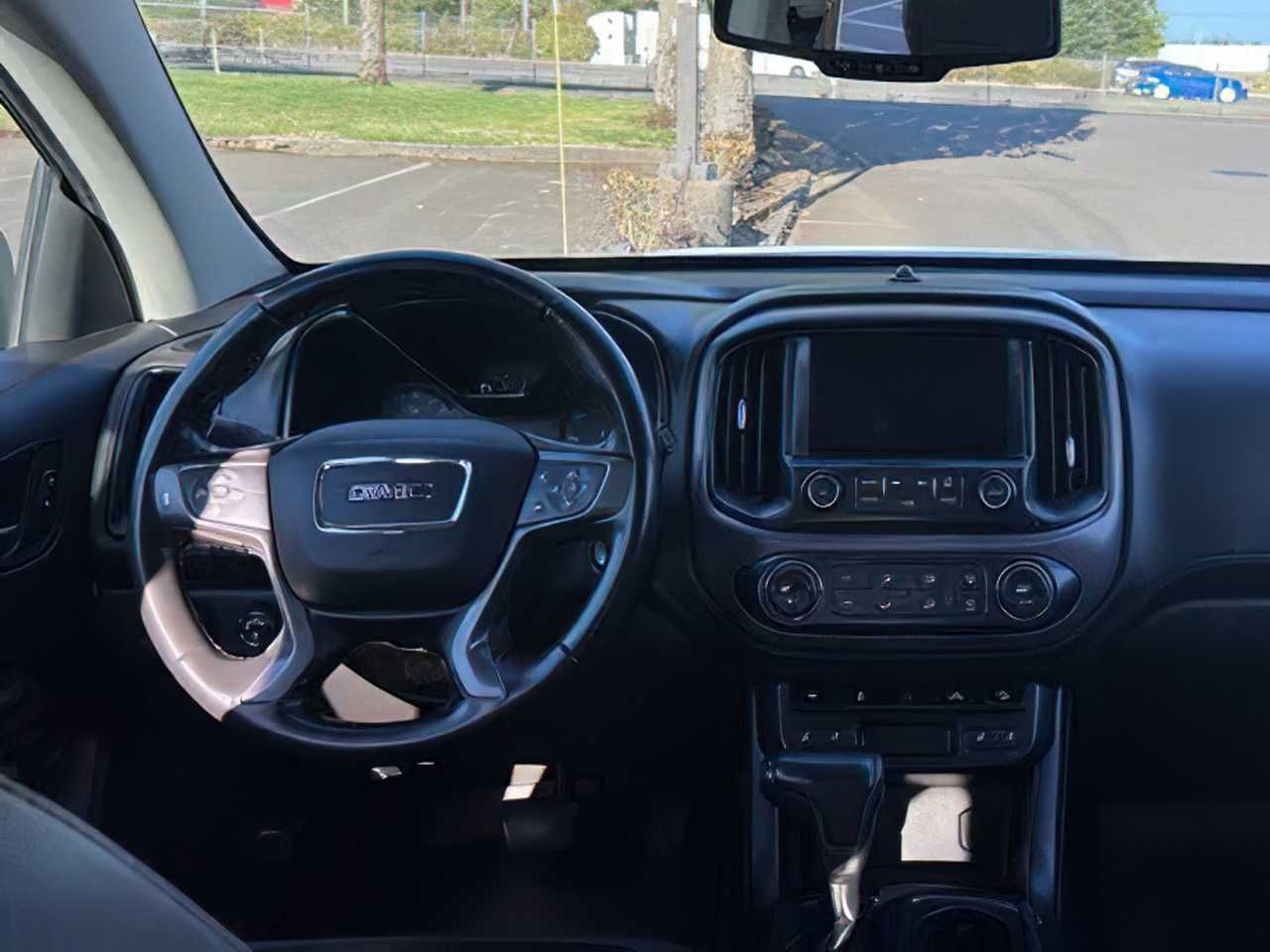 GMC Canyon      2018