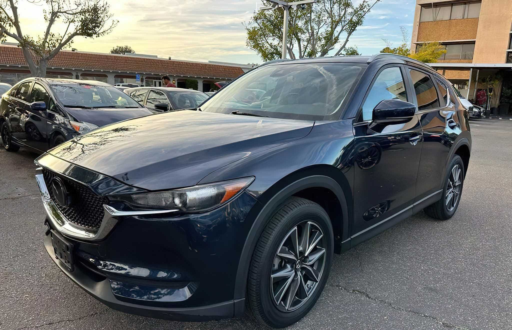 Mazda CX-5 2018 Blue