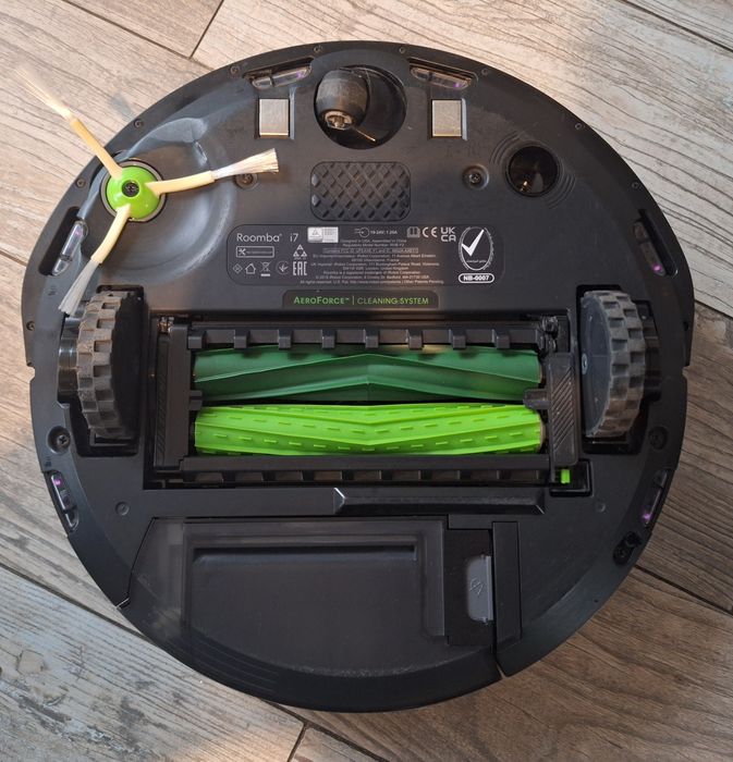 iRobot Roomba i7