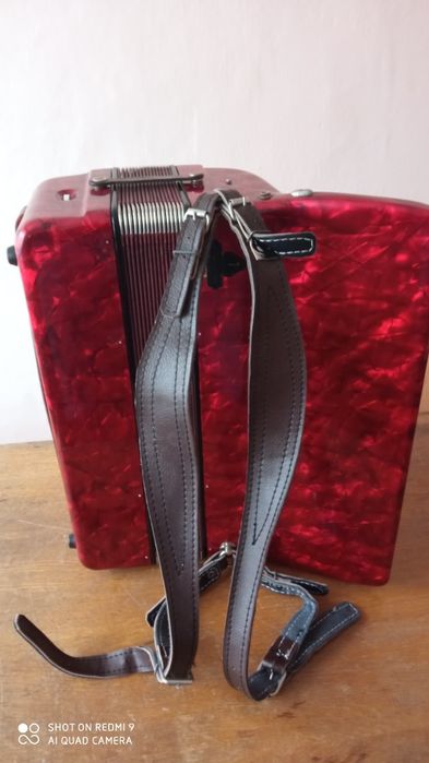 Продам  акордеон