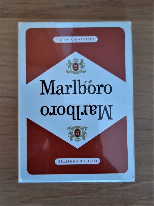 Baralho de cartas Marlboro (embalagem selada; década de 1980)