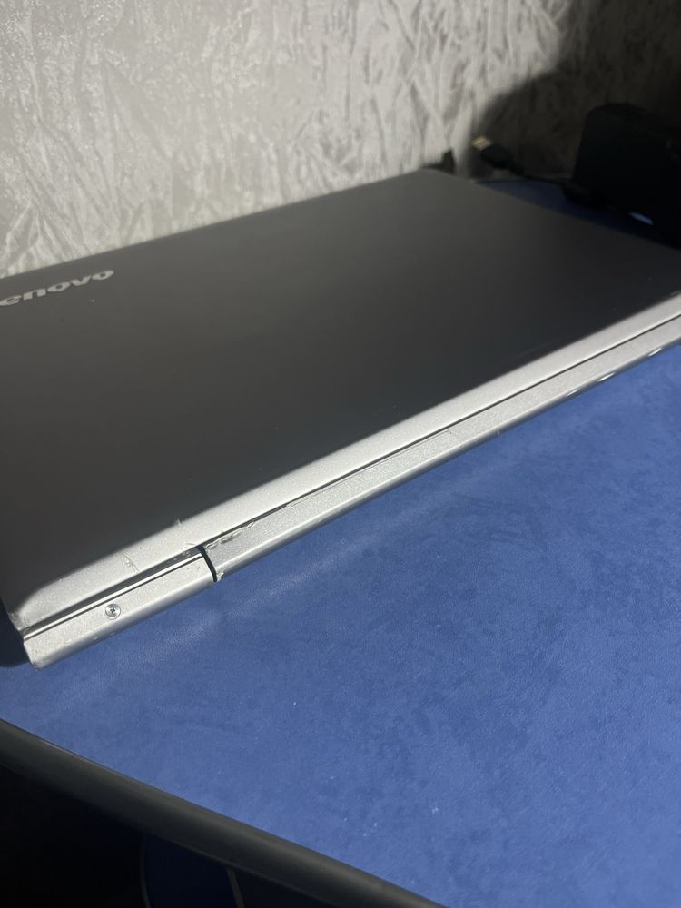 Нетбук Lenovo U430 Touch