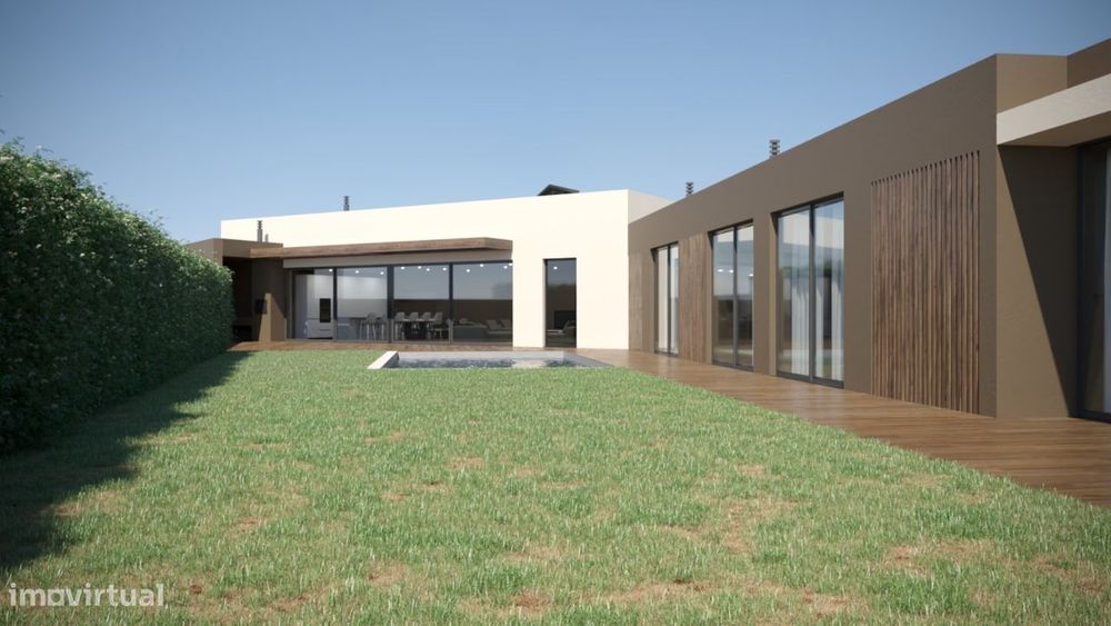 MORADIA TÉRREA EXCLUSIVA | T5 – Piscina e Jardim – Praia