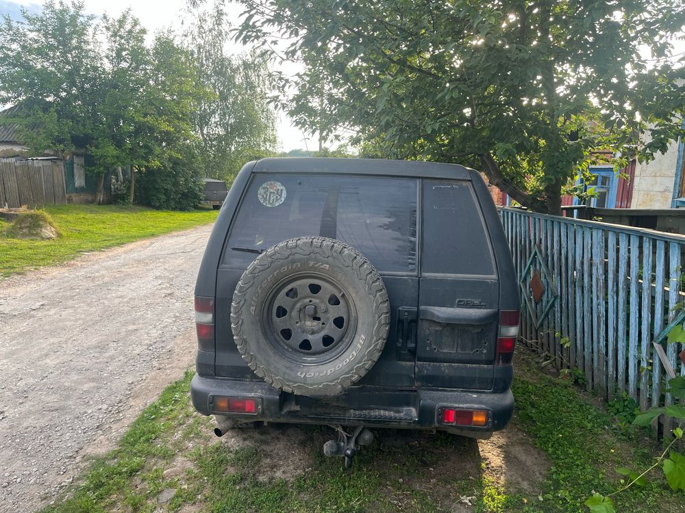 Опель Монтерей 3.1