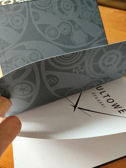 Książka -kolekcjonerstwo- Kultowe zegarki i ich niewiarygodne historie