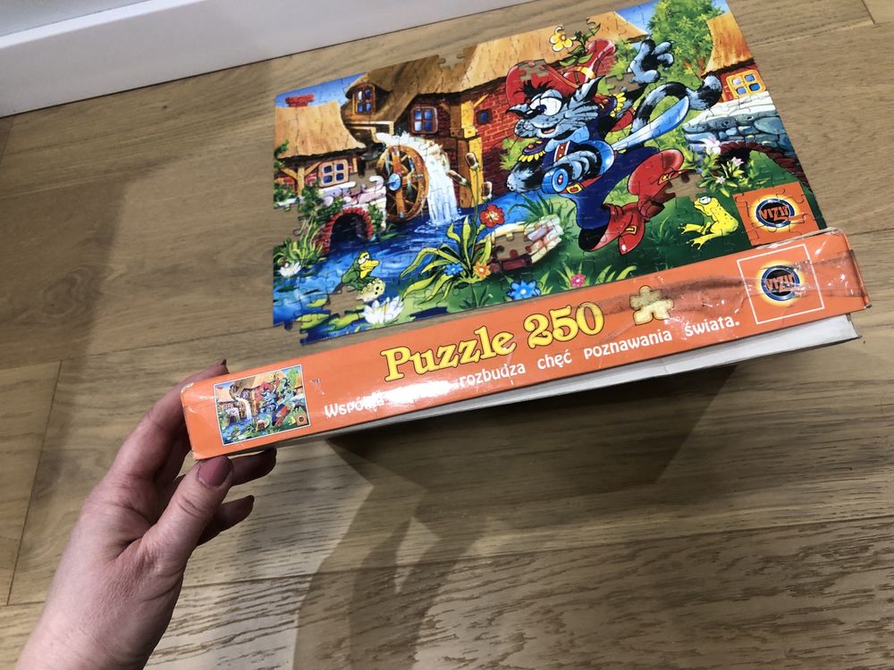 Puzzle Kot w butach 250 elementowe