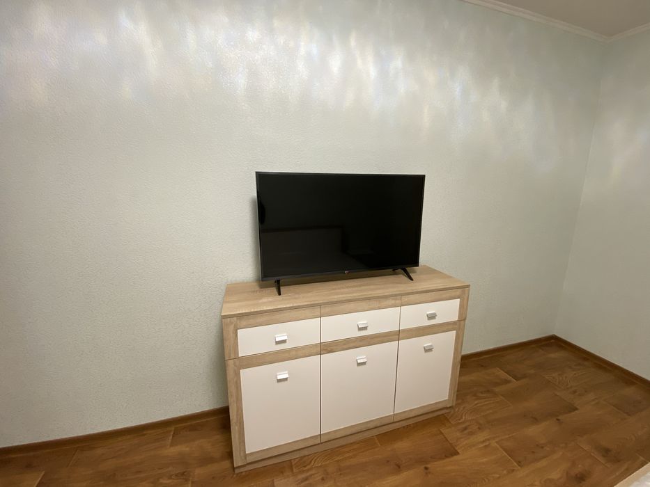 Здаеться 2-х кімнатна квартира на довгострокову оренду