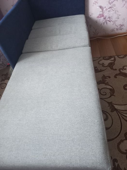 Продам диван- малютка в идеальном состоянии