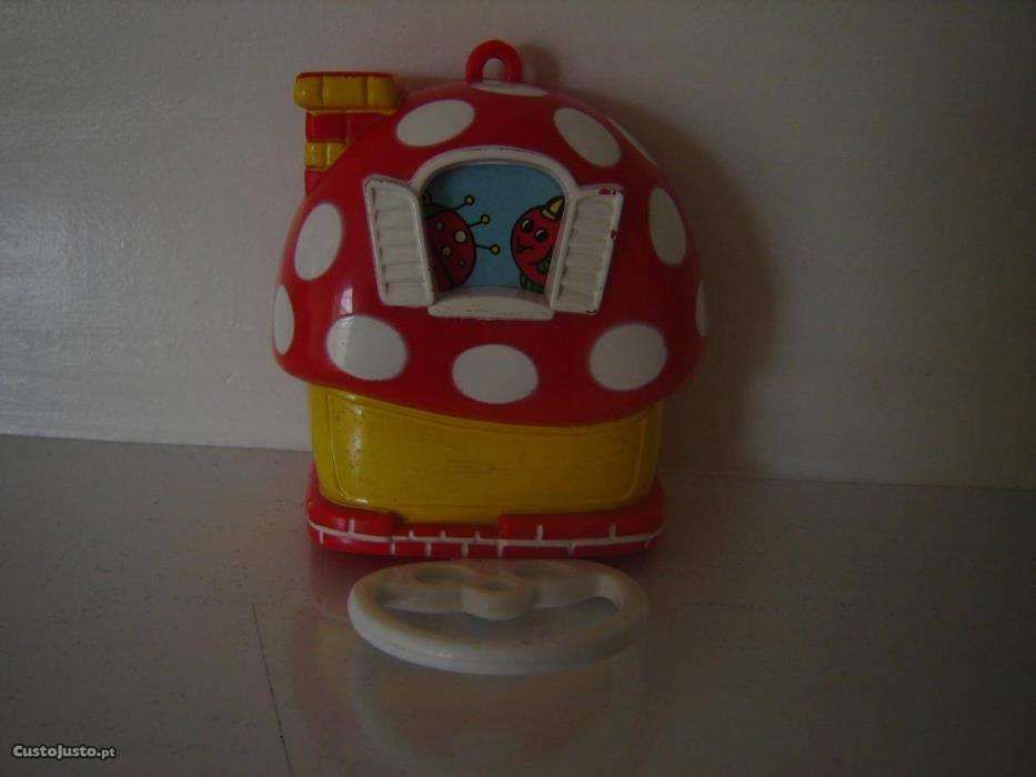 brinquedo musical adormecer bebé